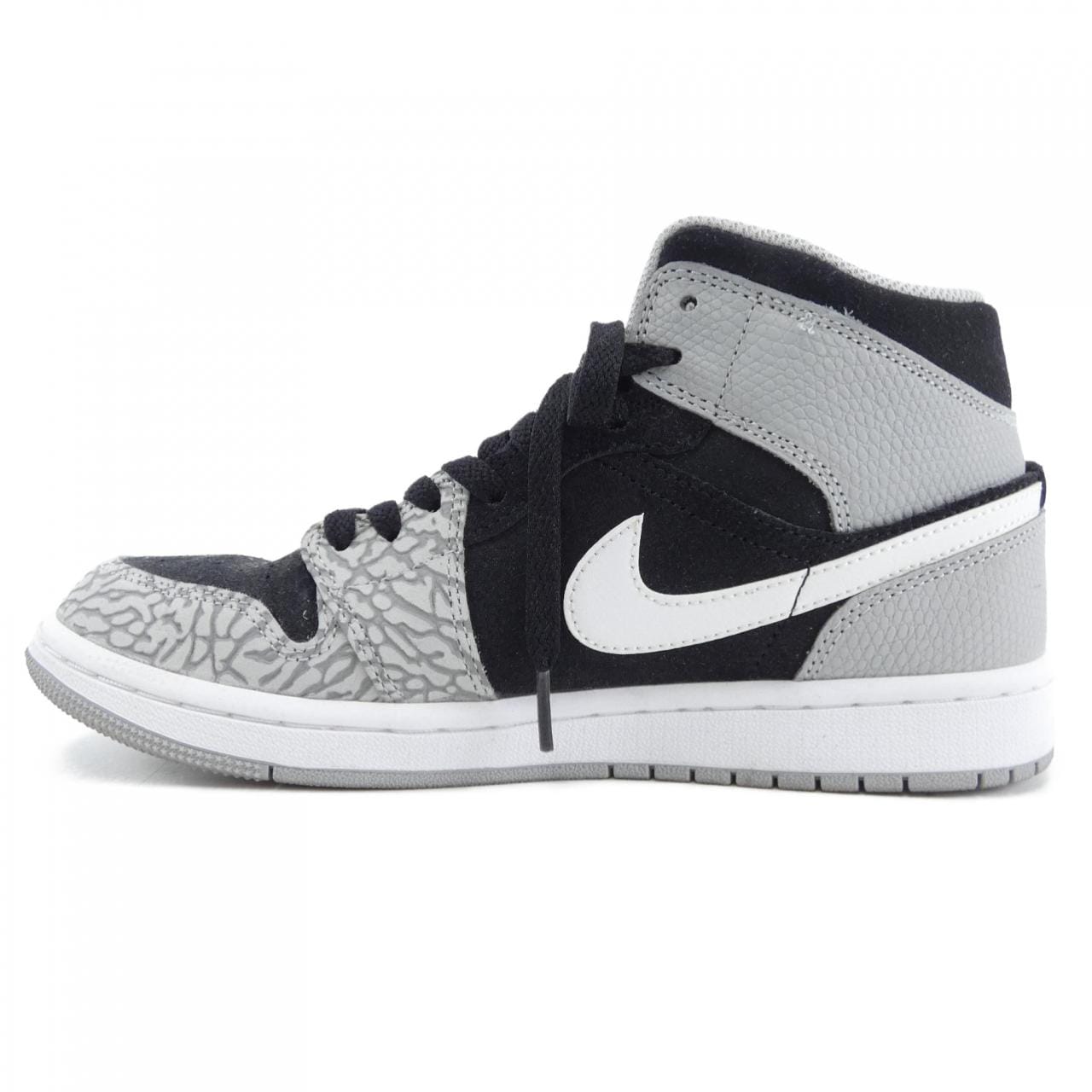 ナイキ ジョーダン NIKE JORDAN スニーカー
