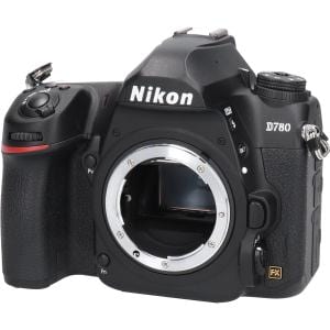 D780