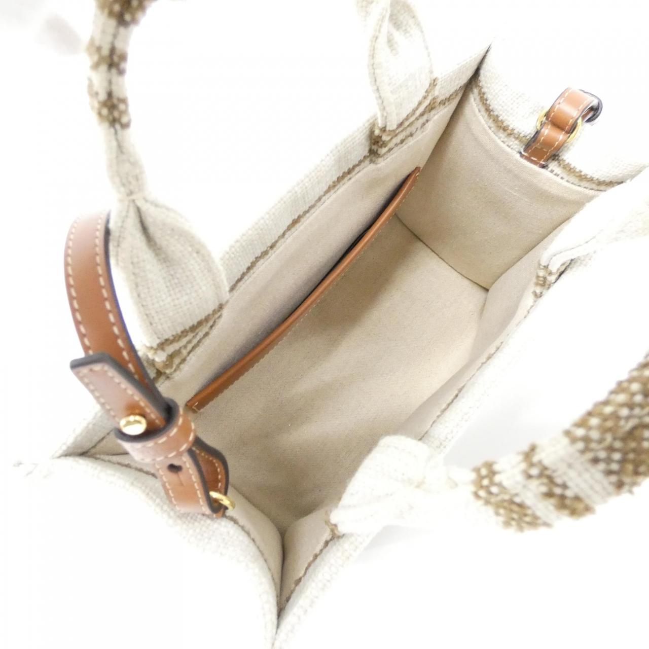 セリーヌ スモール カバ タイス 199162EZ7 バッグ