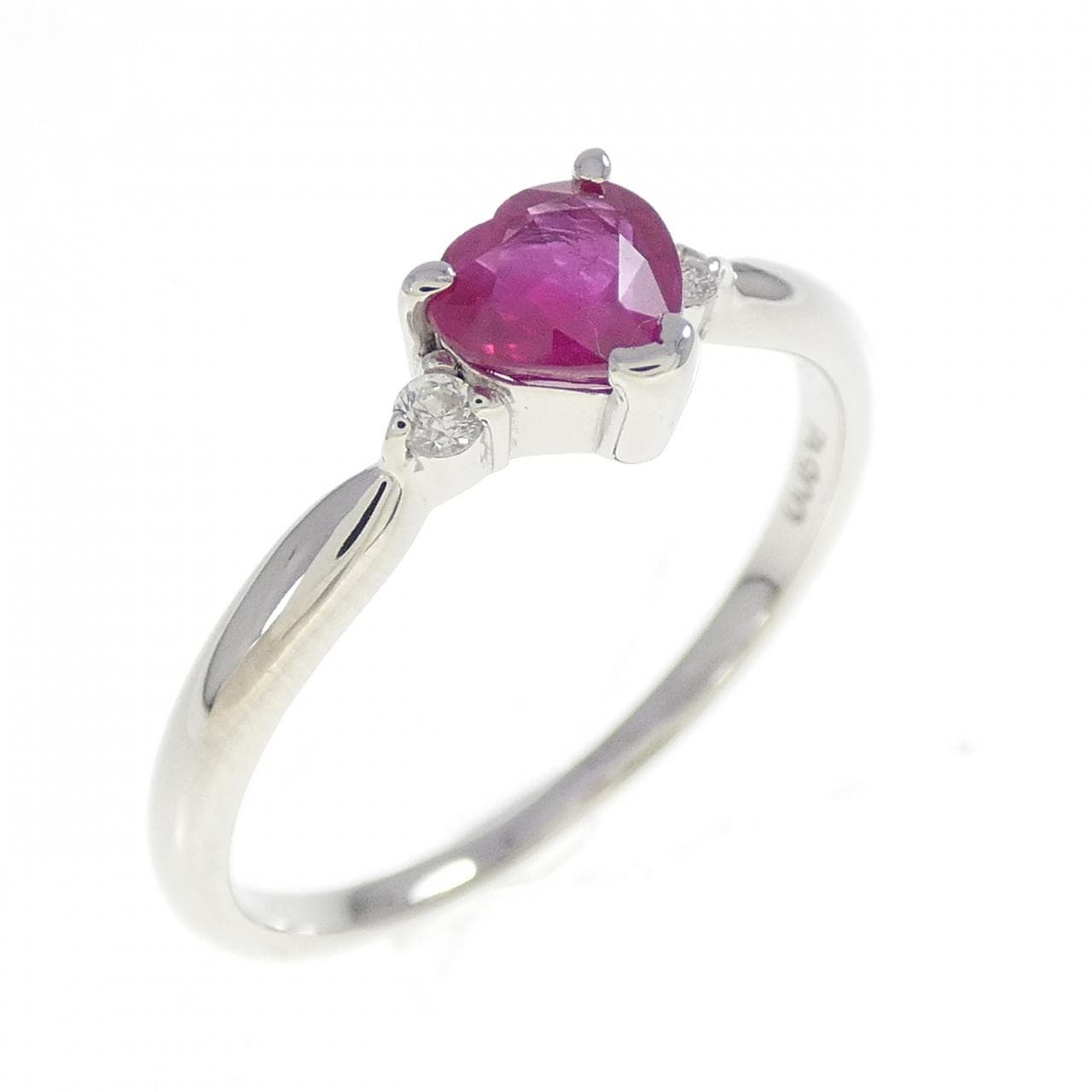 PT900 ハート ルビー リング 0.63CT