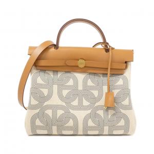 エルメス CIRCUIT 24 エールバッグ ジップ PM 084264CC バッグ