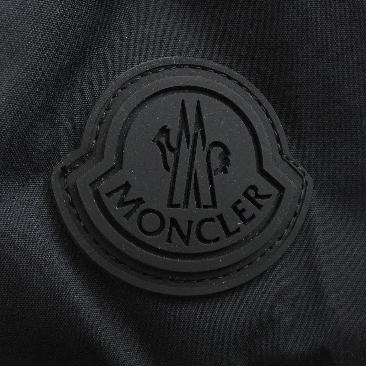 MONCLER蒙克勒羽绒服