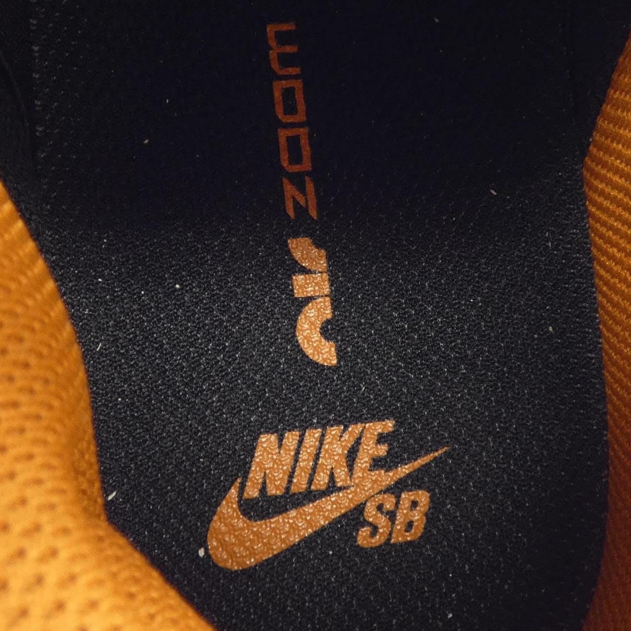 ナイキ NIKE FZ1233-002 スニーカー