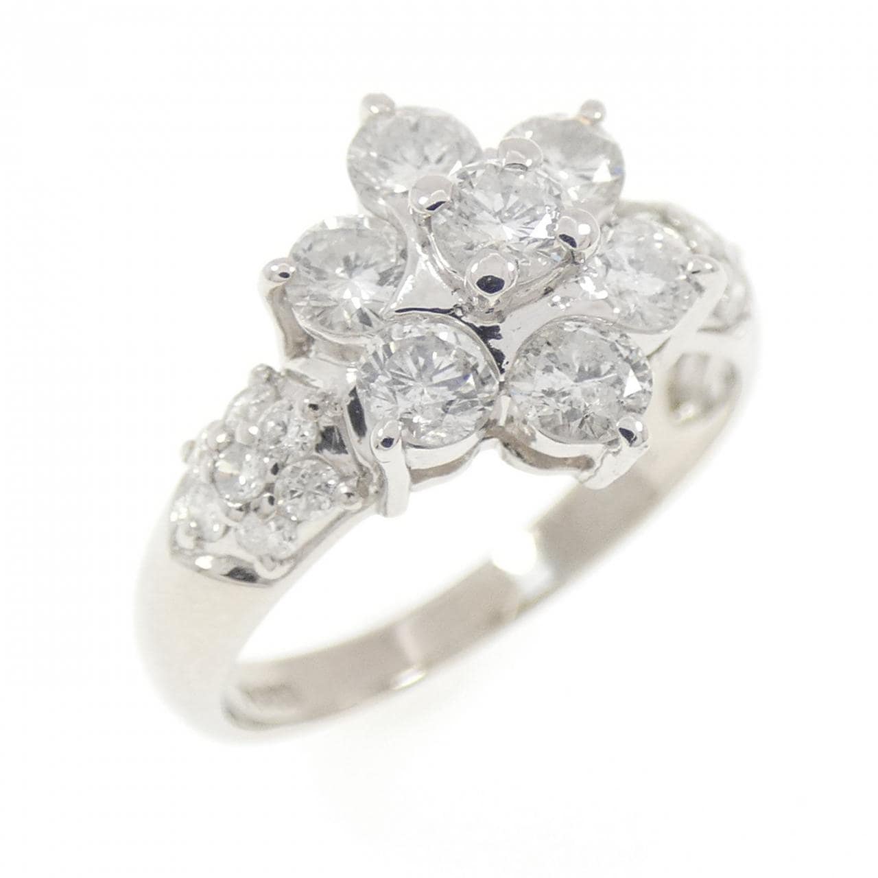 PT900 ダイヤモンド リング 1.00CT