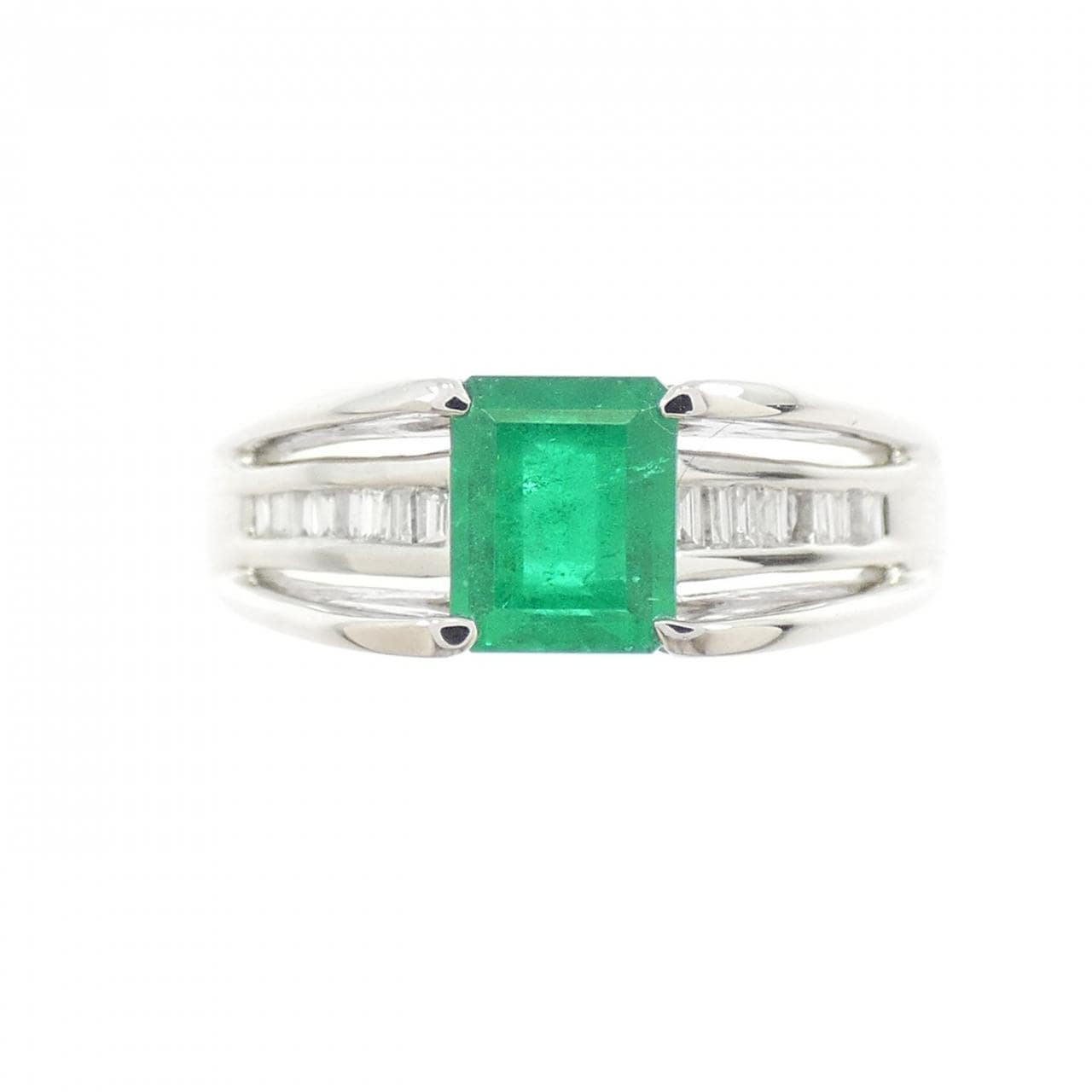 PT900 エメラルド リング 0.74CT