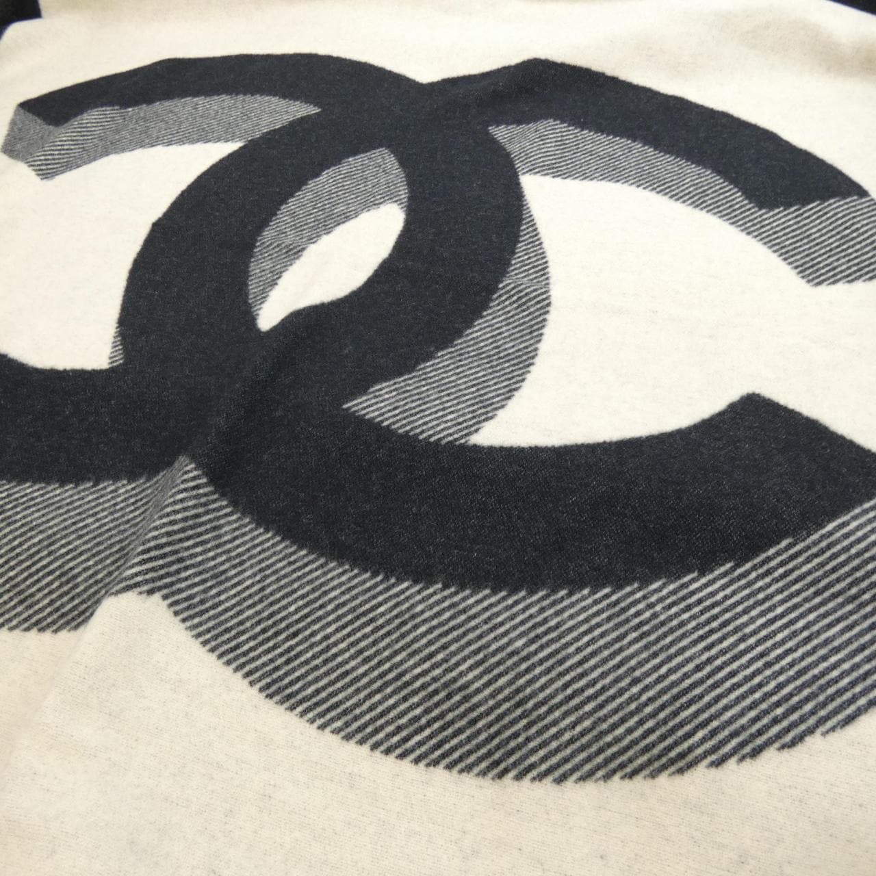 シャネル CHANEL ブランケット