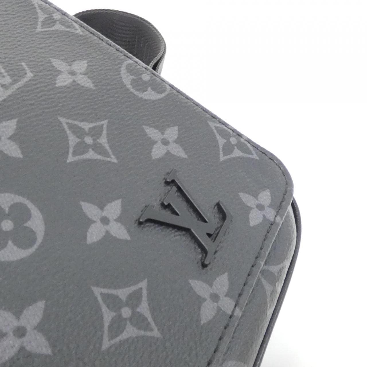 ルイヴィトン モノグラム エクリプス ディストリクト PM M46255 ショルダーバッグ