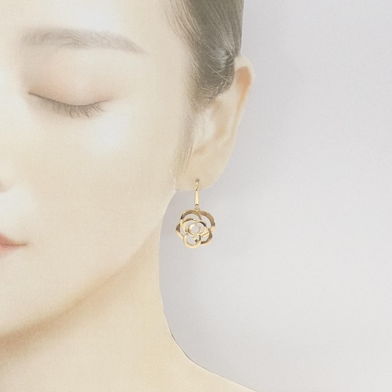 シャネル カメリア ピアス