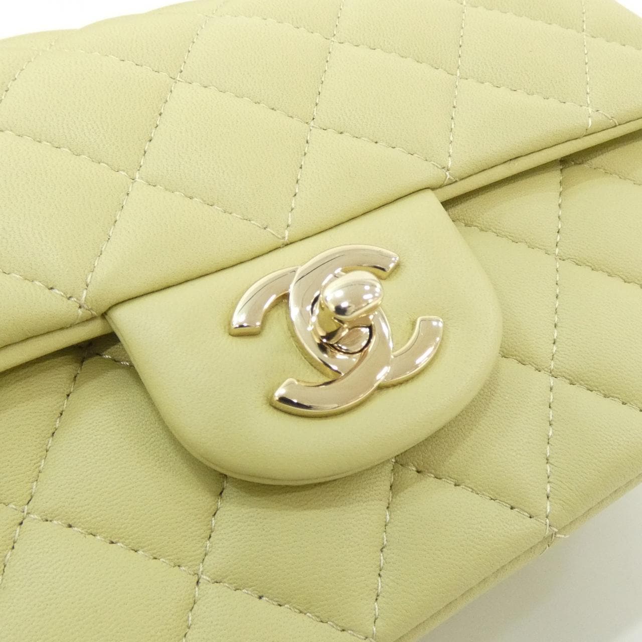 シャネル AS2431 バッグ