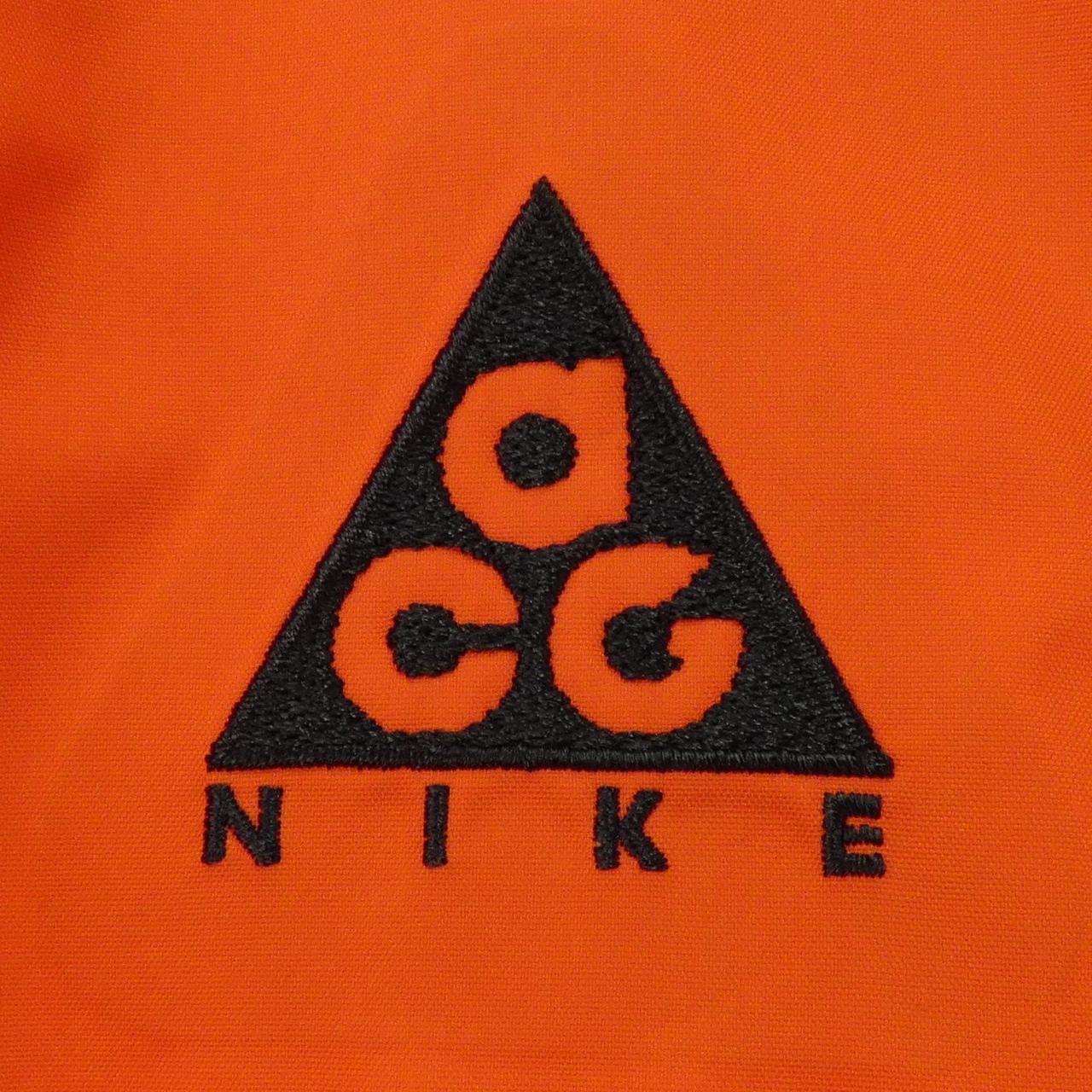 ナイキ NIKE ブルゾン