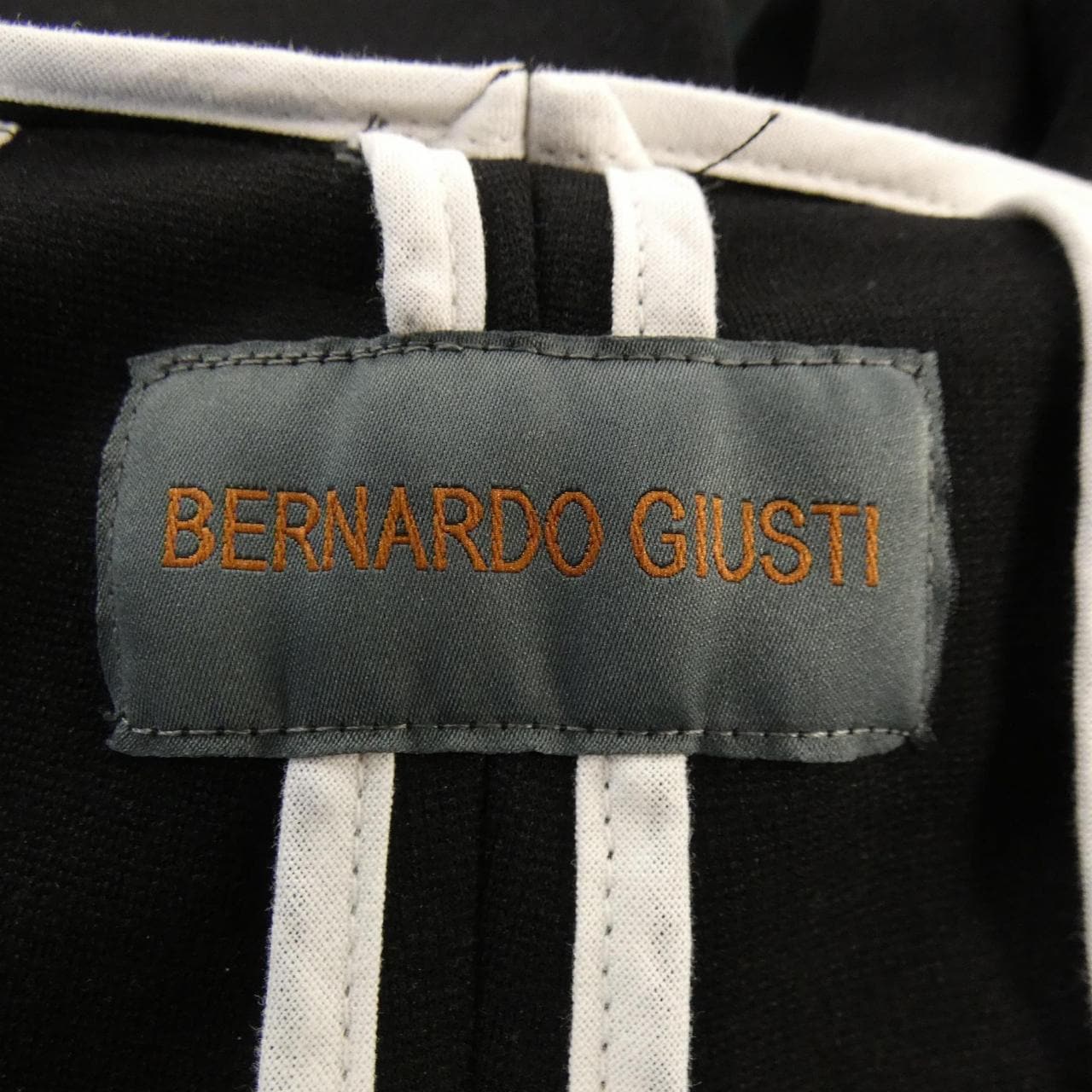 ベルナルド ジュスティ BERNARDO GIUSTI パンツ