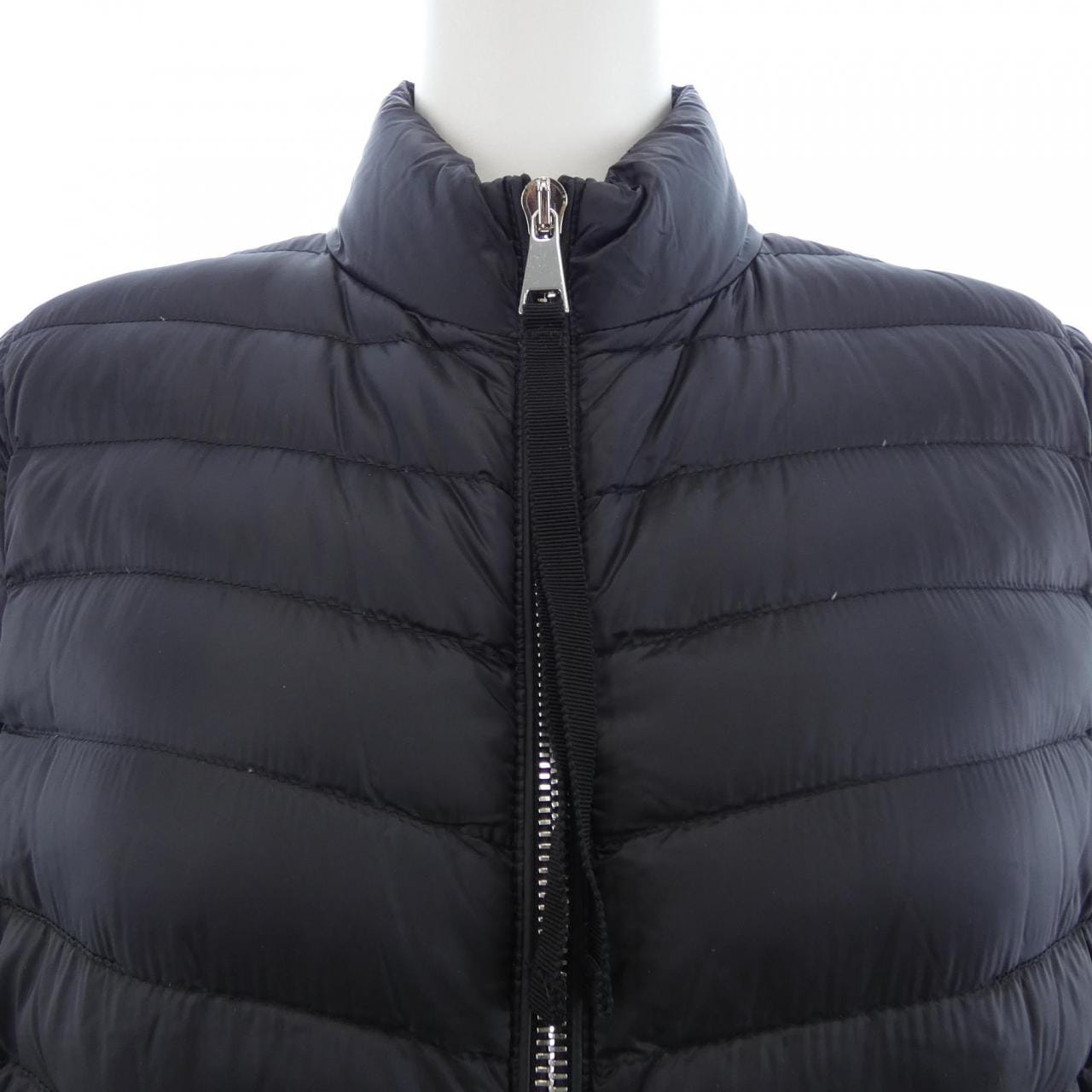 モンクレール MONCLER AGATELON ダウンコート