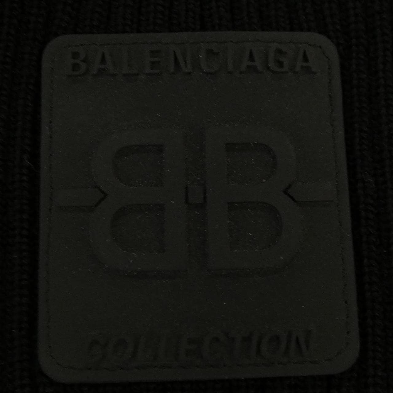 バレンシアガ BALENCIAGA 534463 T1504 ニット
