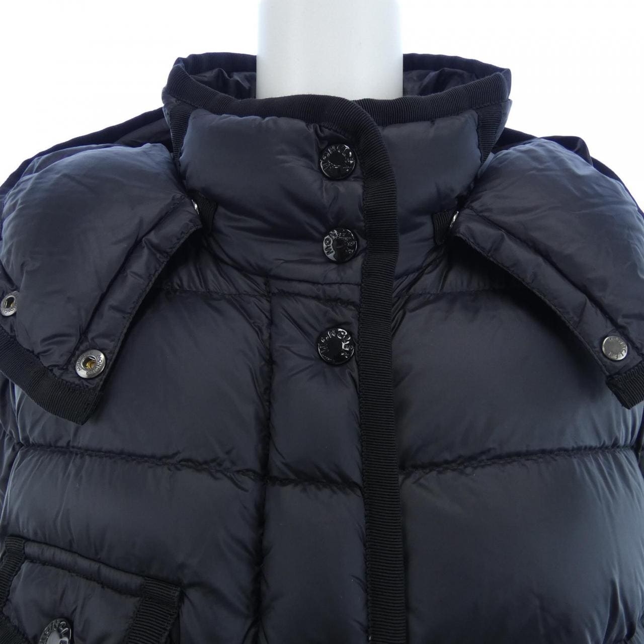 モンクレール MONCLER ダウンコート