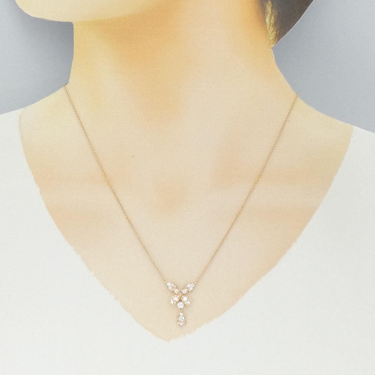 グラフ バタフライ ネックレス