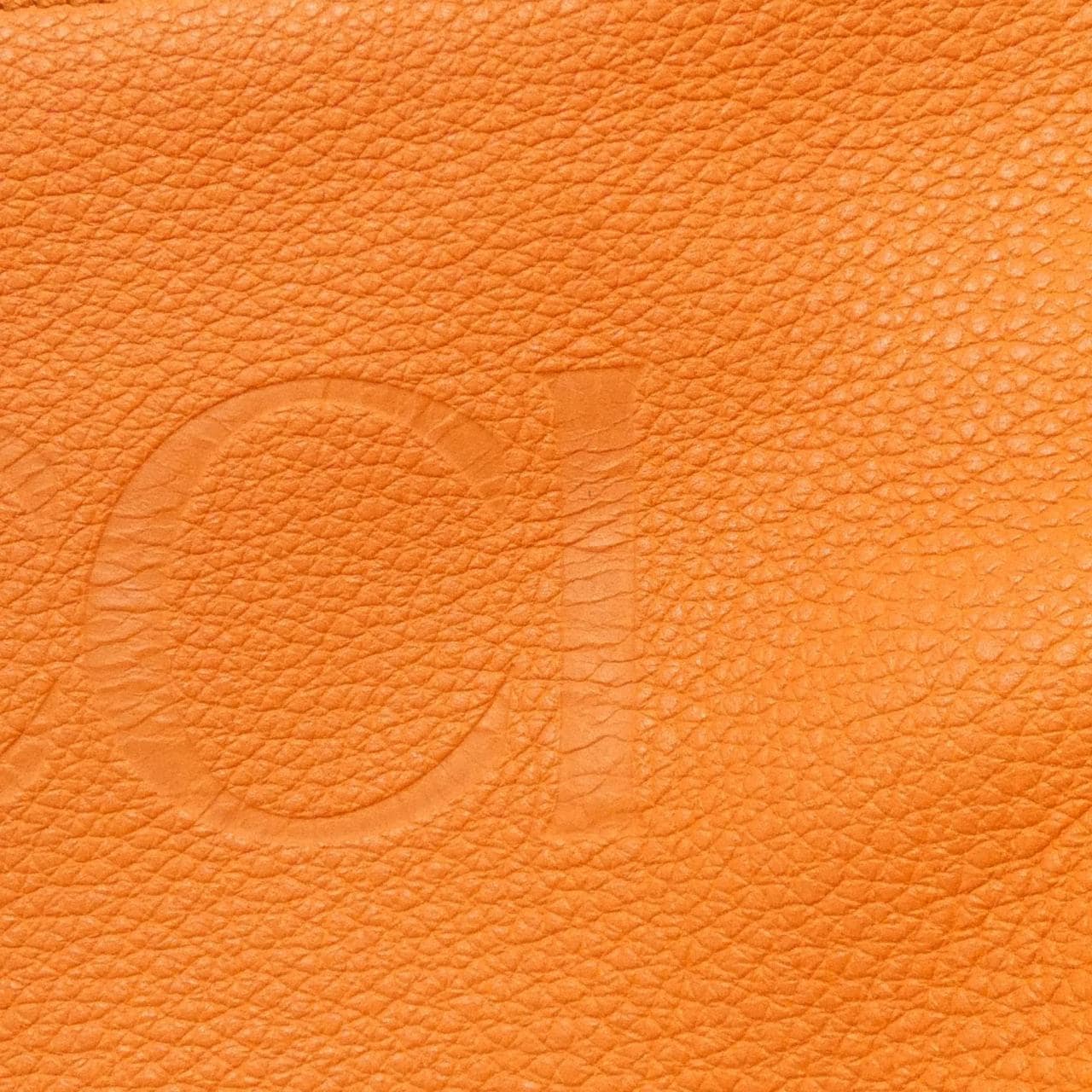 グッチ 674822 0E8IG バッグ