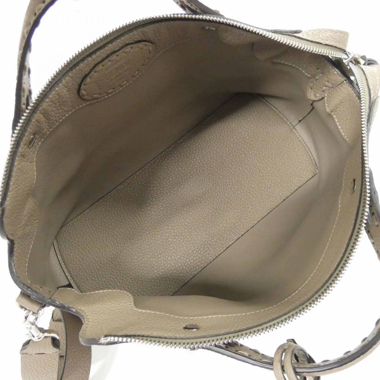 フェンディ SELLERIA バイ ザ ウェイ ラージ 8BL156 ASU2 バッグ