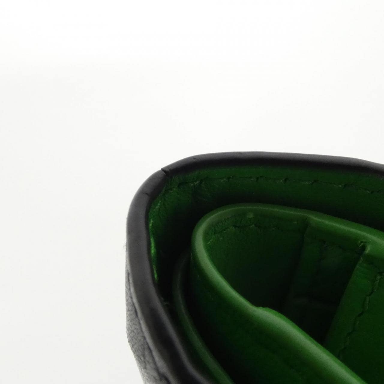 ボッテガヴェネタ 749412 VCPQ6 財布