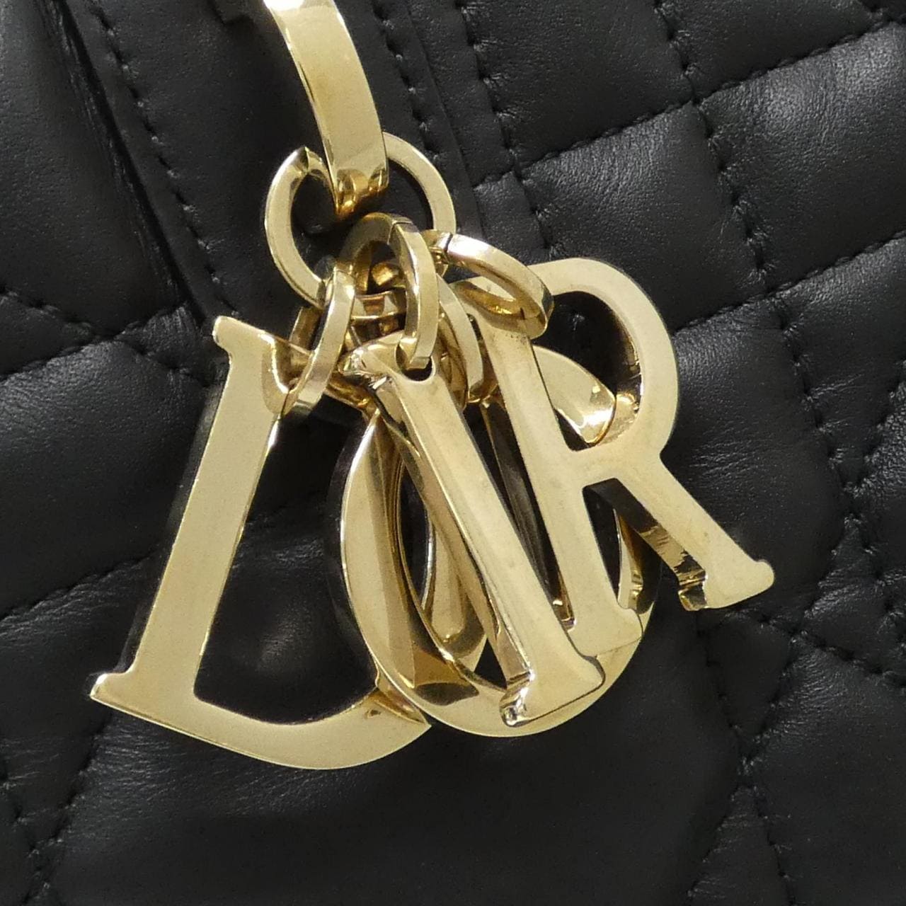 Christian DIOR DIOR Toujour 中 M2821OSHJ 包