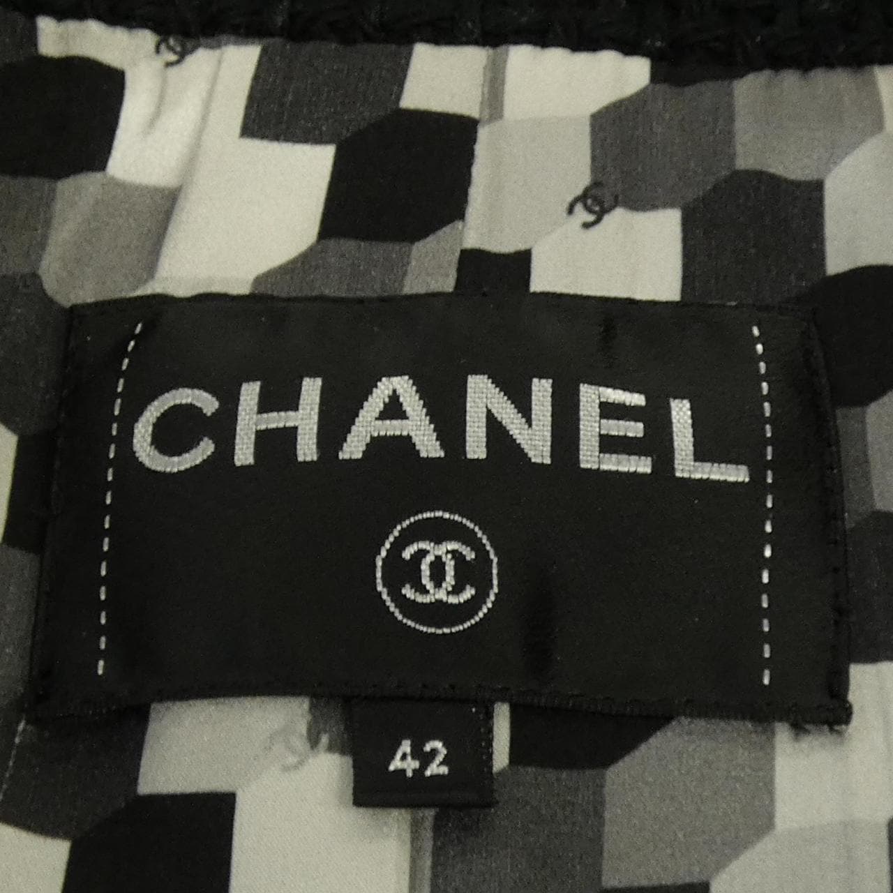 シャネル CHANEL P70070V37218 21P ジャケット