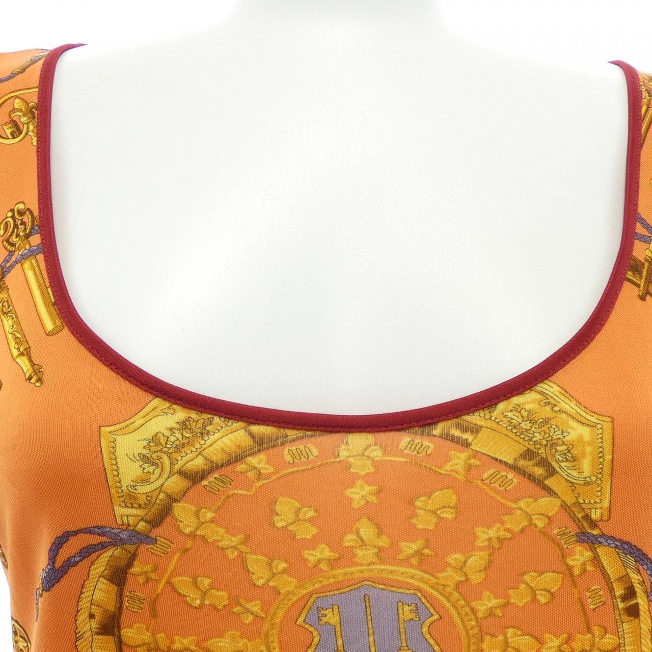 エルメス HERMES トップス