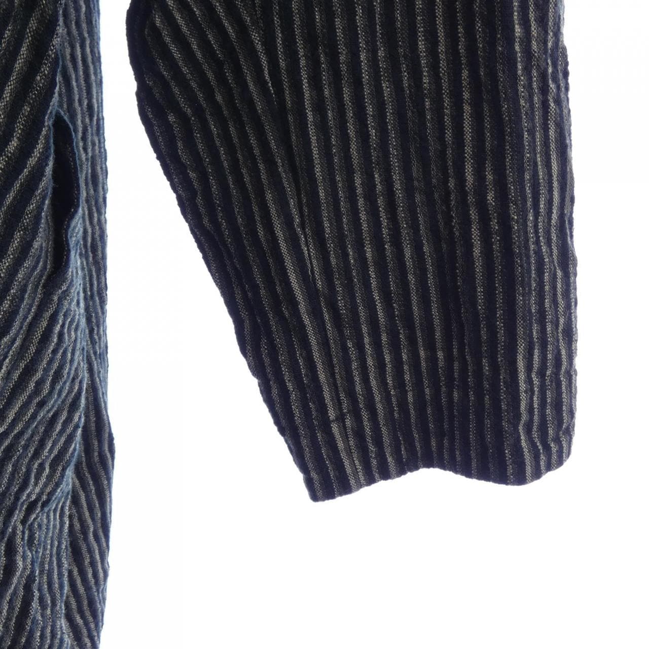 ヤンヤンヴァンエシュ JAN-JAN VANESSCHE トップス