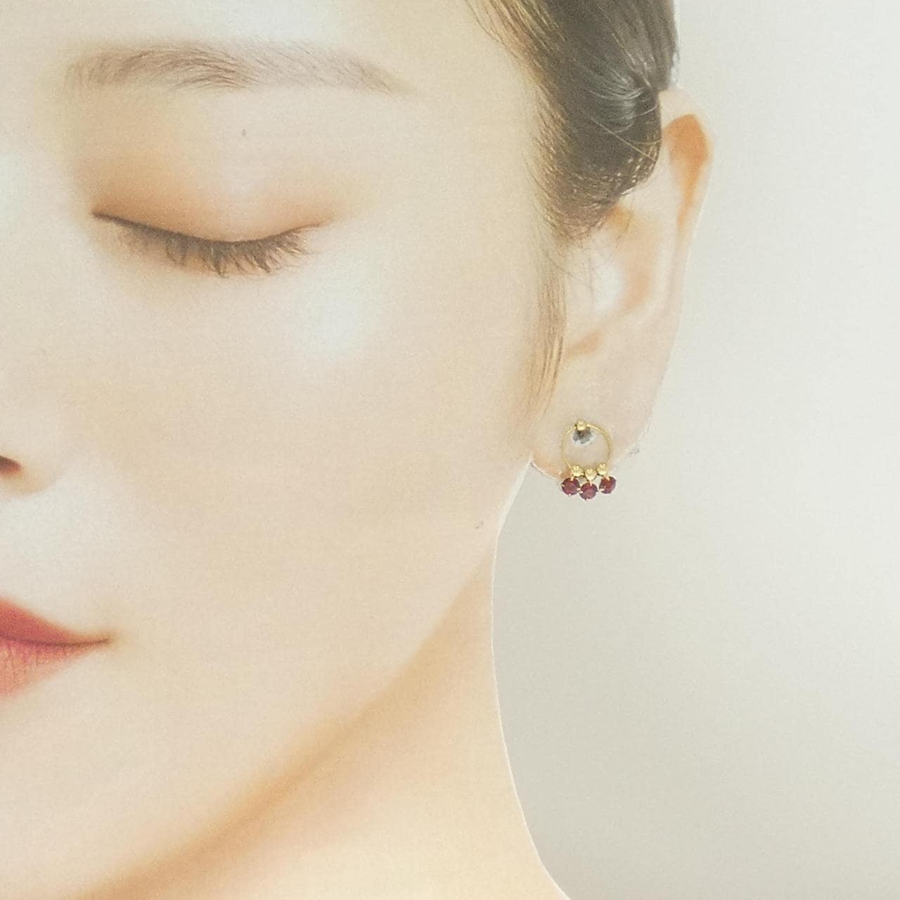 K18YG ガーネット ピアス