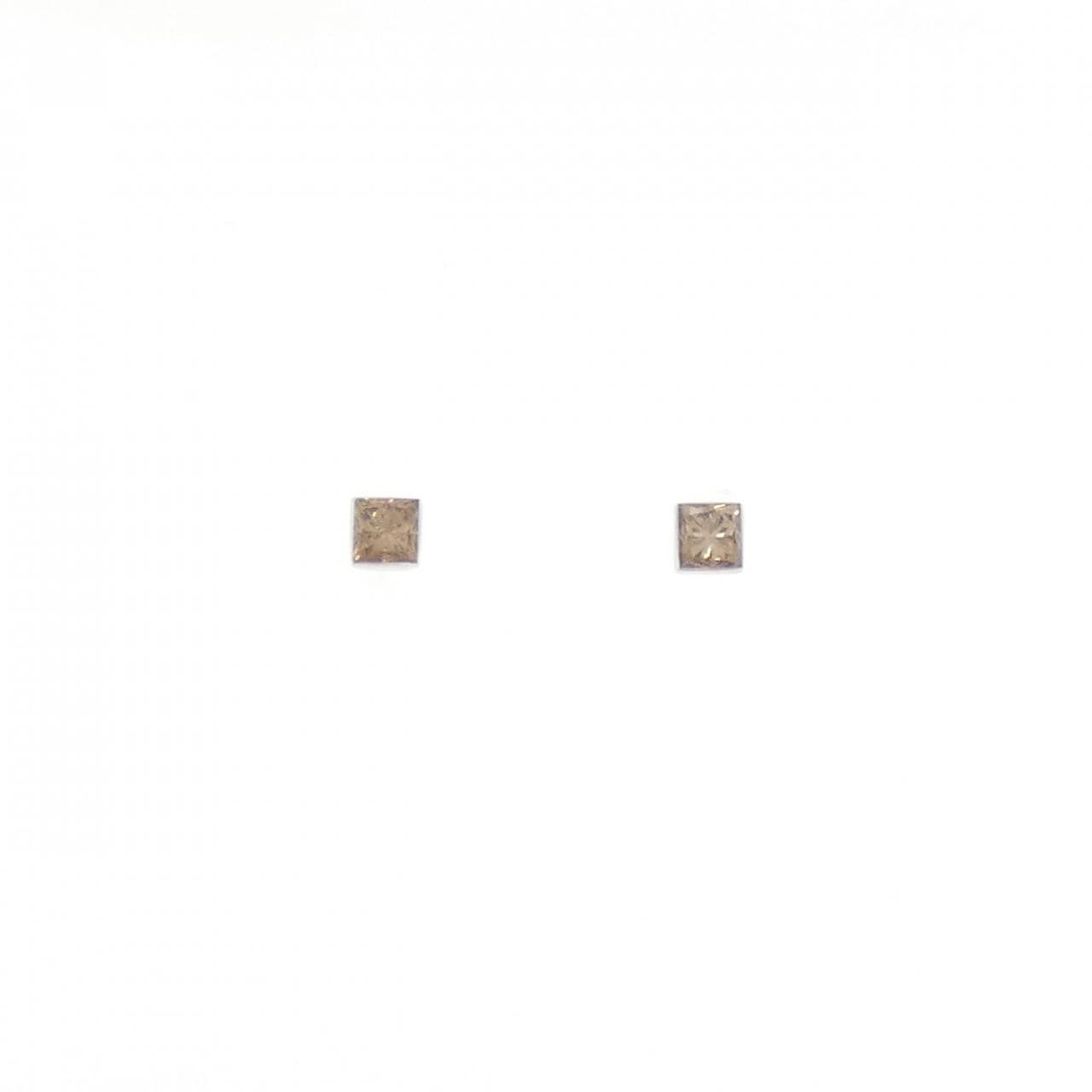 K18WG ダイヤモンド ピアス 0.30CT