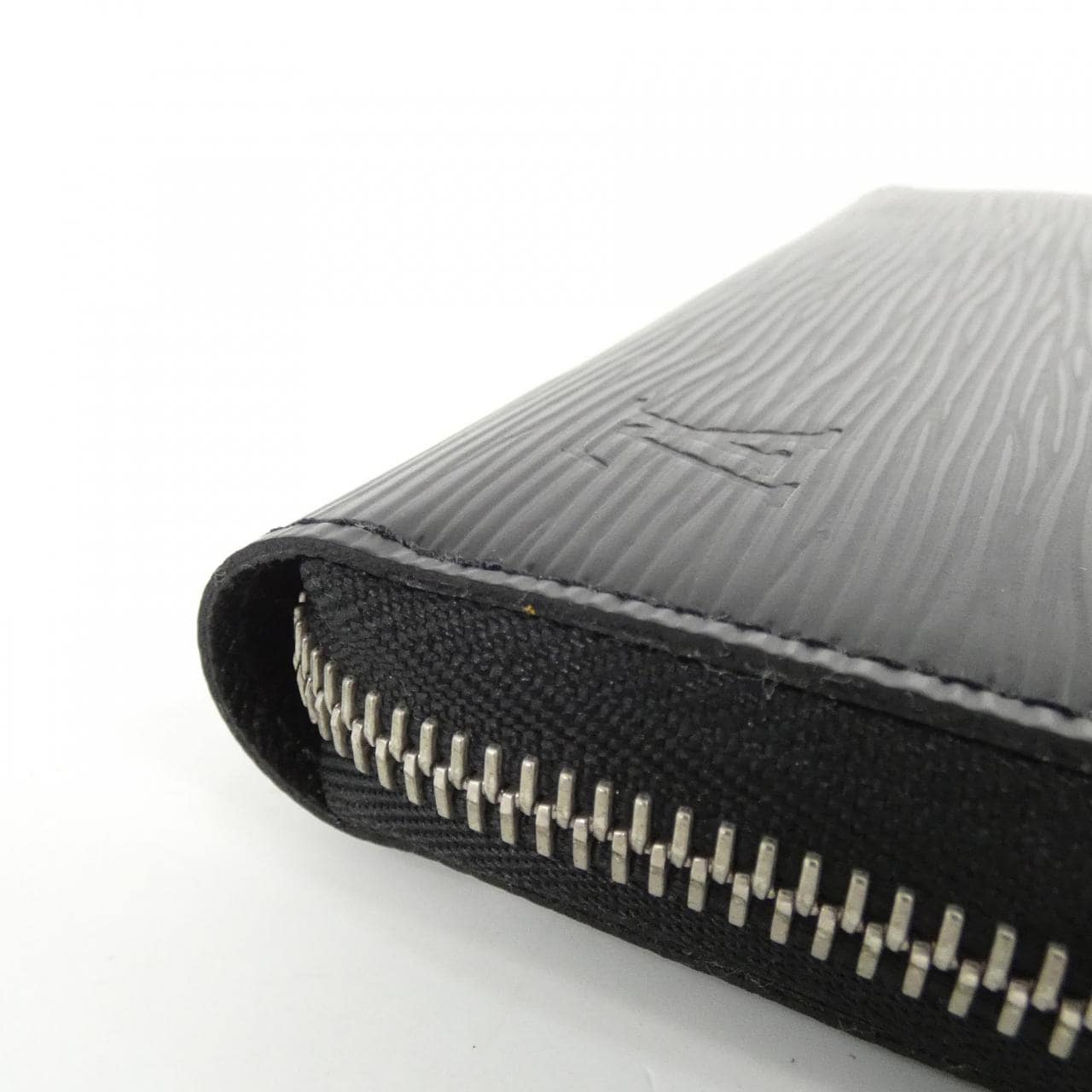 ルイヴィトン エピ ジッピー ウォレット M60072 財布