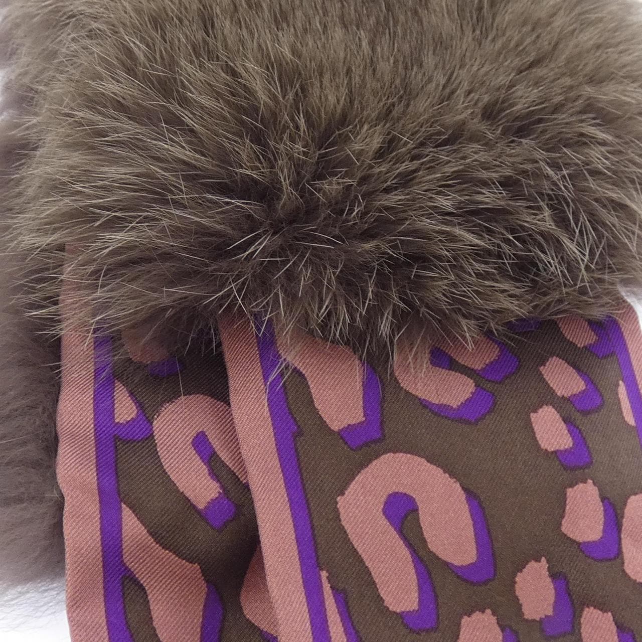 ルイヴィトン LOUIS VUITTON バンドー フリュール レオパード M74787 MUFFLER