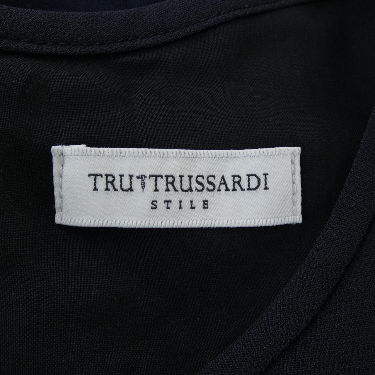 トゥルトラサルディ TRU TRUSSARDI 8739-62358 トップス