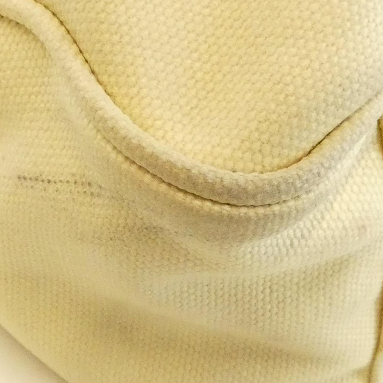 バリー BIAGIA バッグ