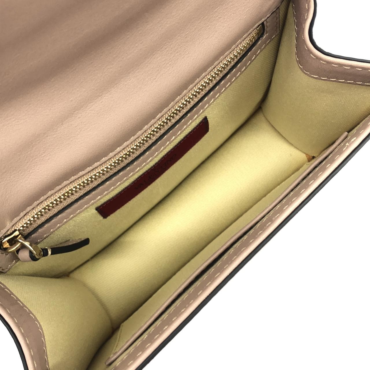 ヴァレンティノガラヴァーニ バッグ