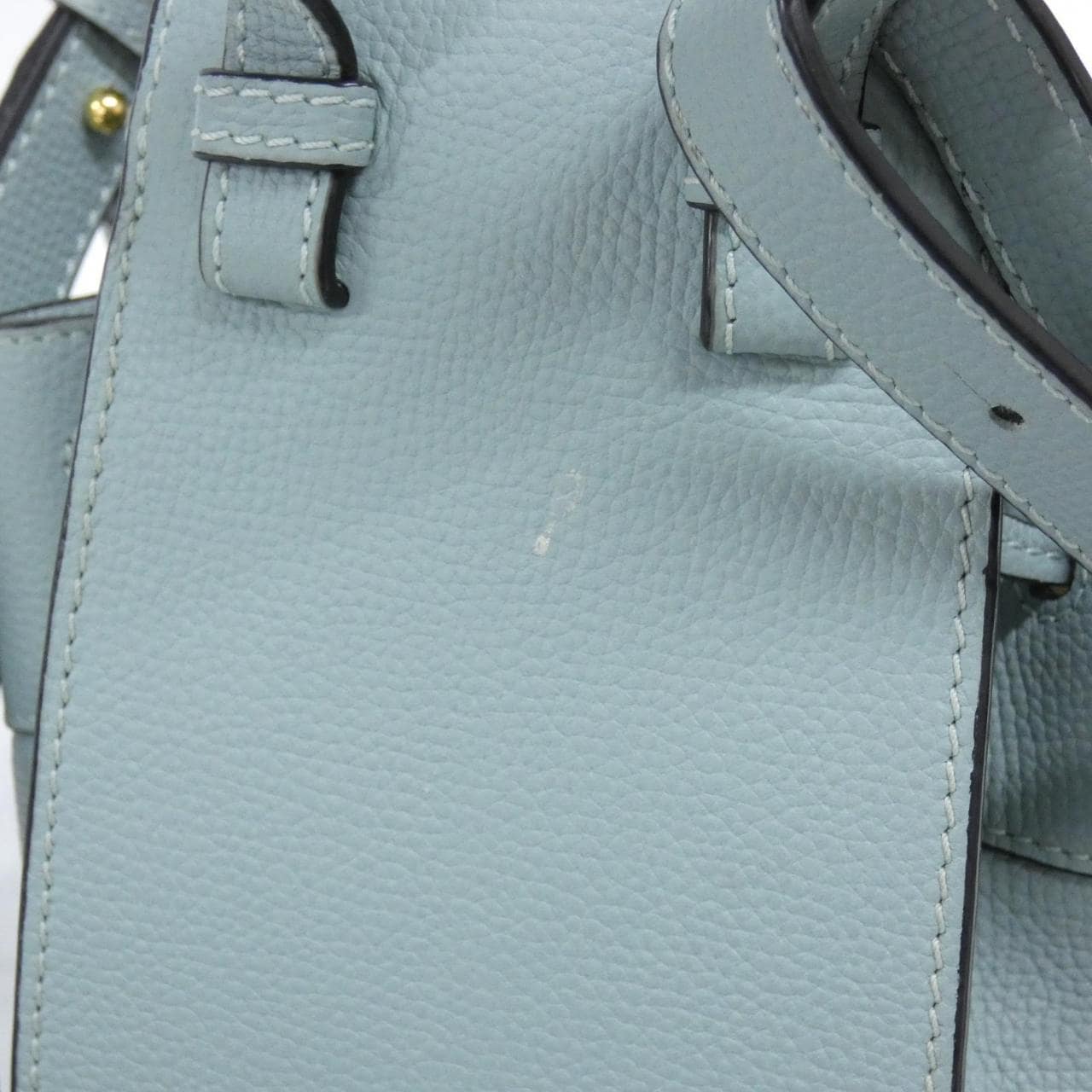 ロエベ ハンモック ドローストリング ミニ A538V07X10 ショルダーバッグ