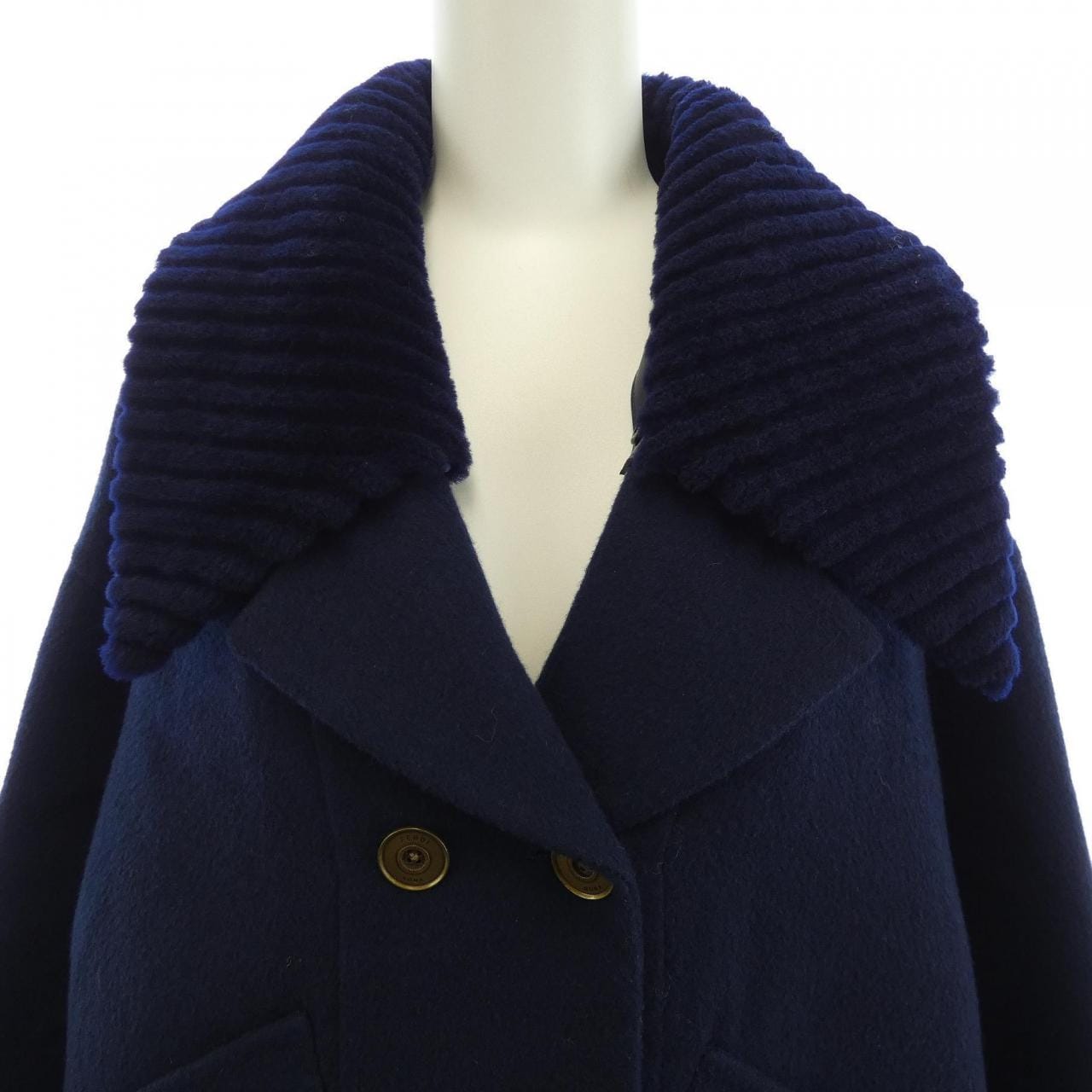 フェンディ FENDI FJ7089 AC5X ジャケット