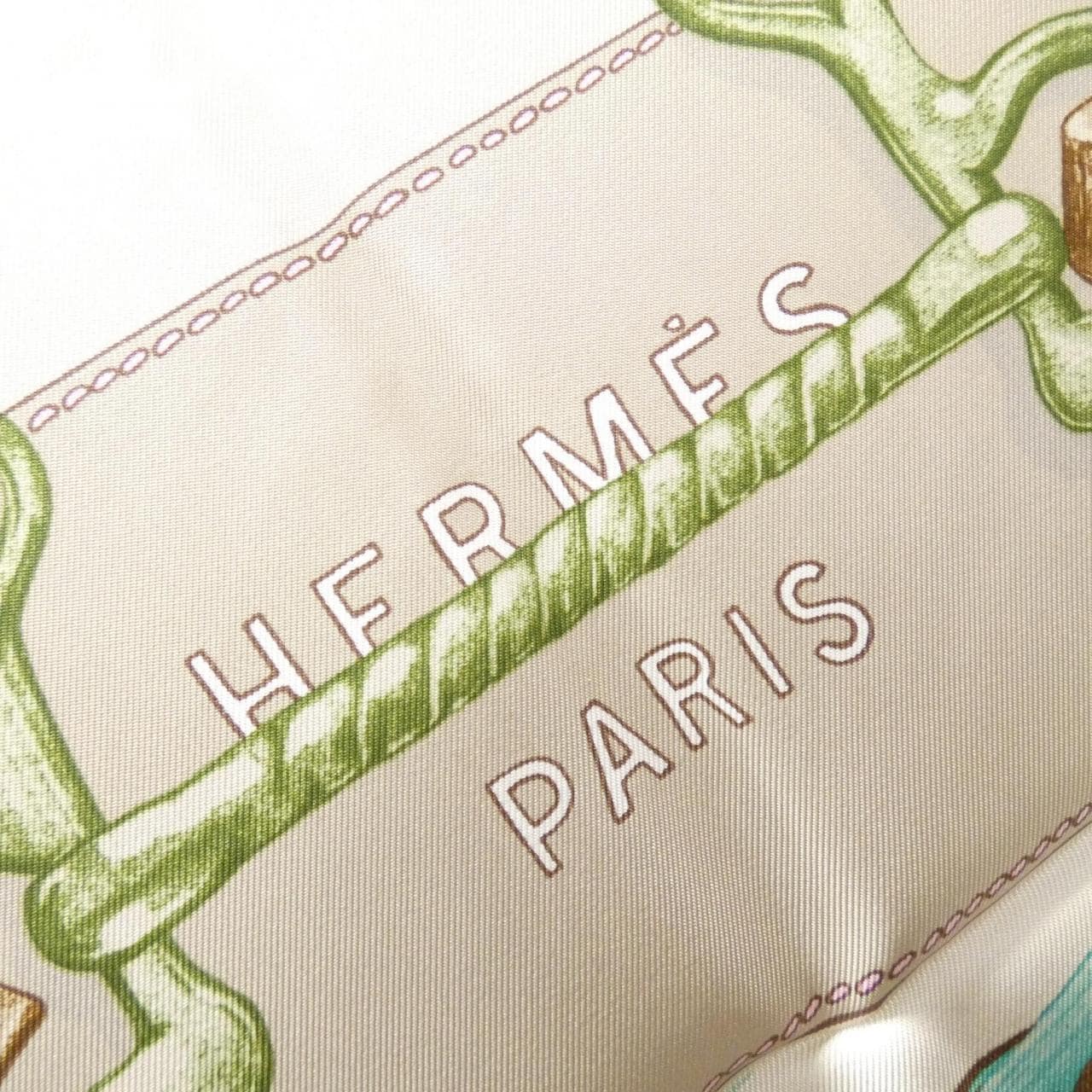 HERMES PROJETS CARRES 卡雷圍巾