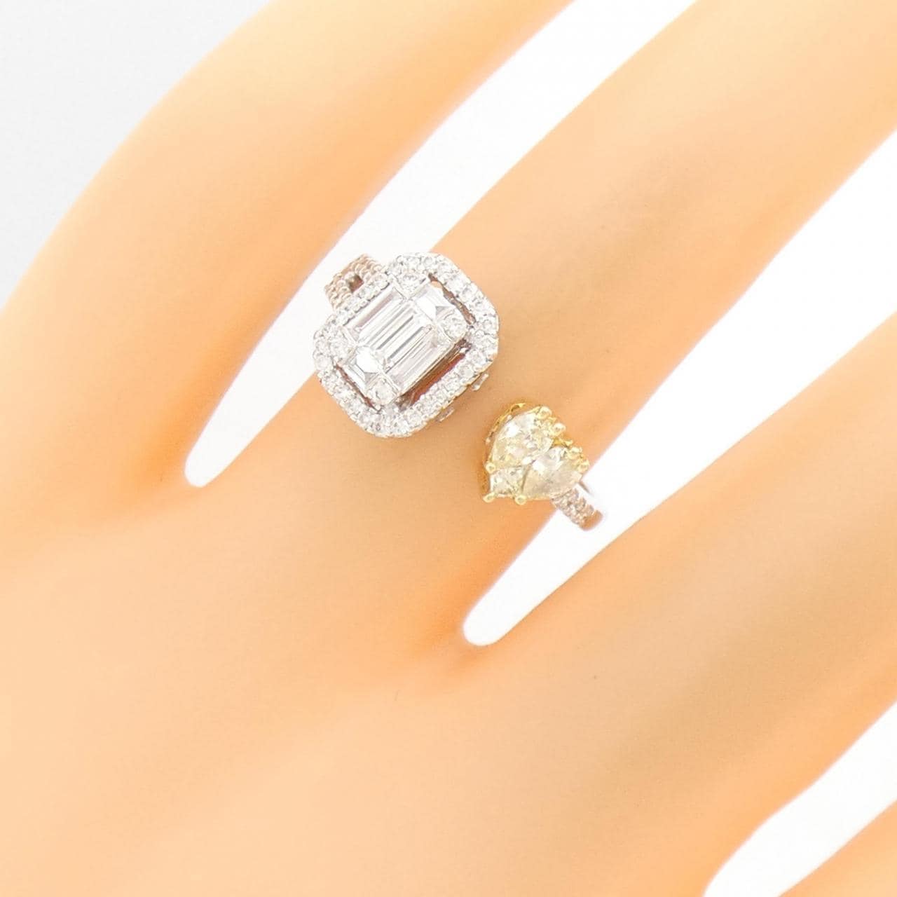 コルロフ ダイヤモンド リング 0.35CT