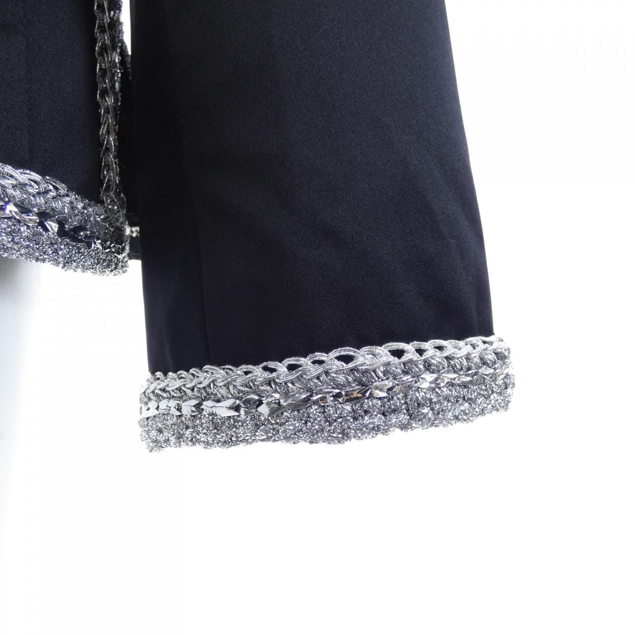 シャネル CHANEL P64052V60050 20S ノーカラージャケット