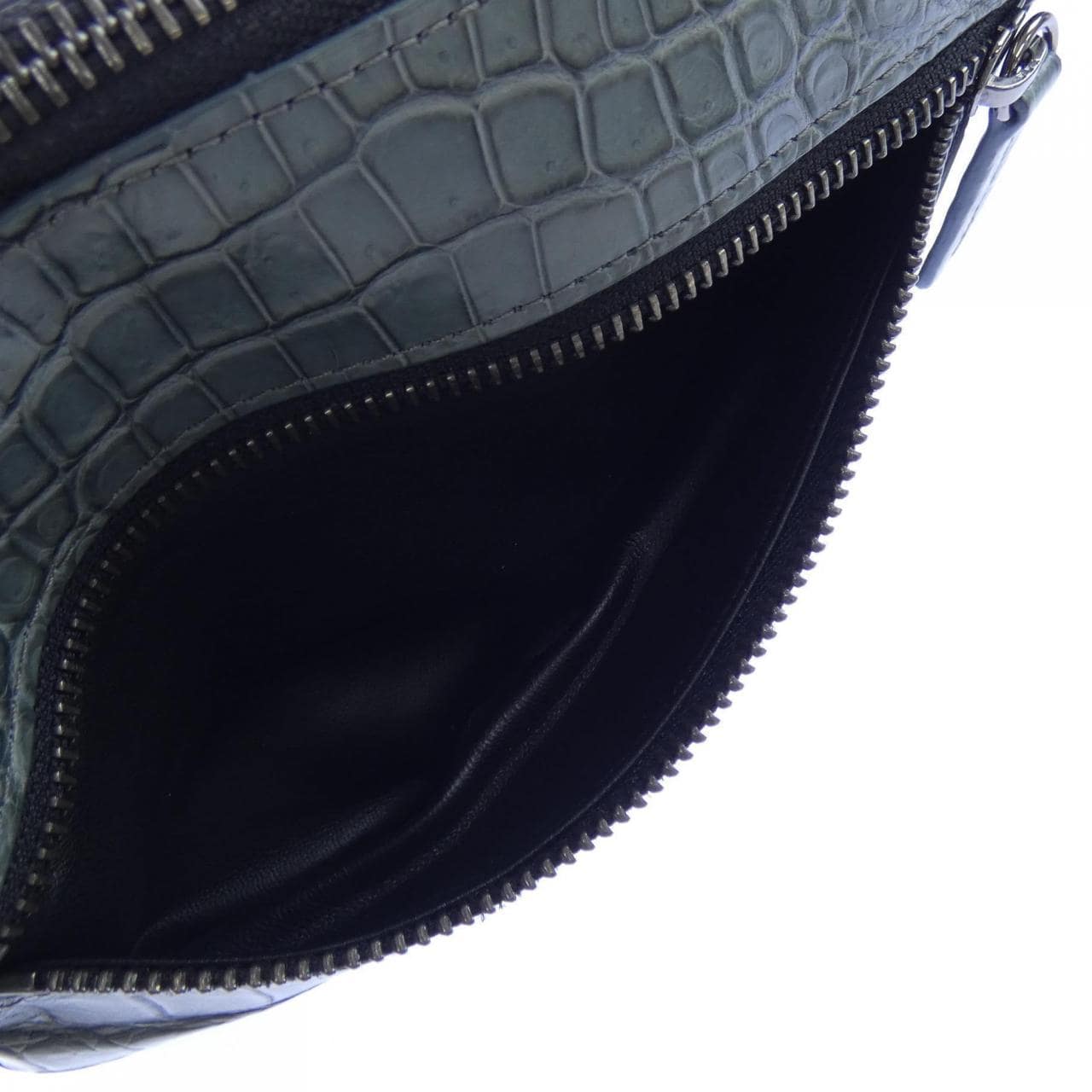 THE LAST ART PROJECT BAG