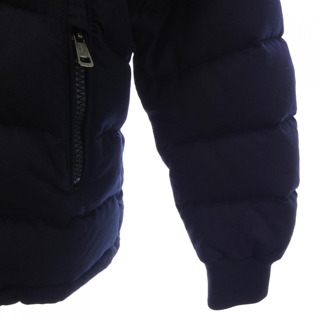 モンクレール MONCLER ダウンジャケット