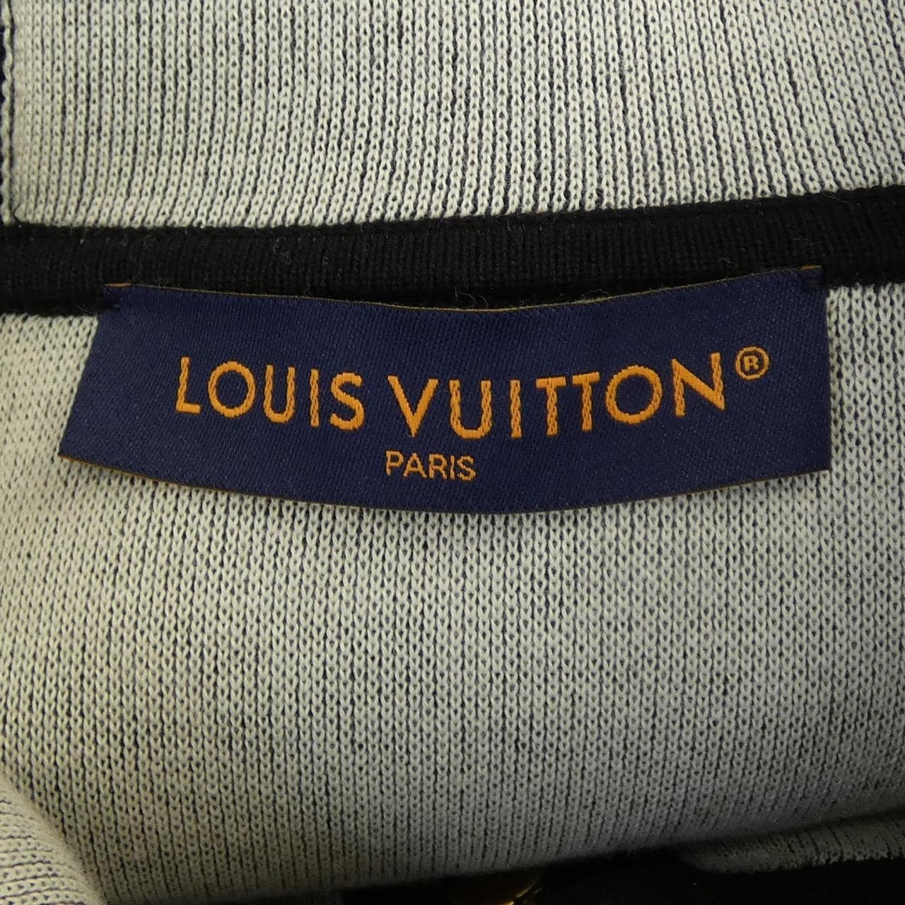 ルイヴィトン LOUIS VUITTON グラフィックインターシャジップコットンフーディ HRN89WAUR パーカー