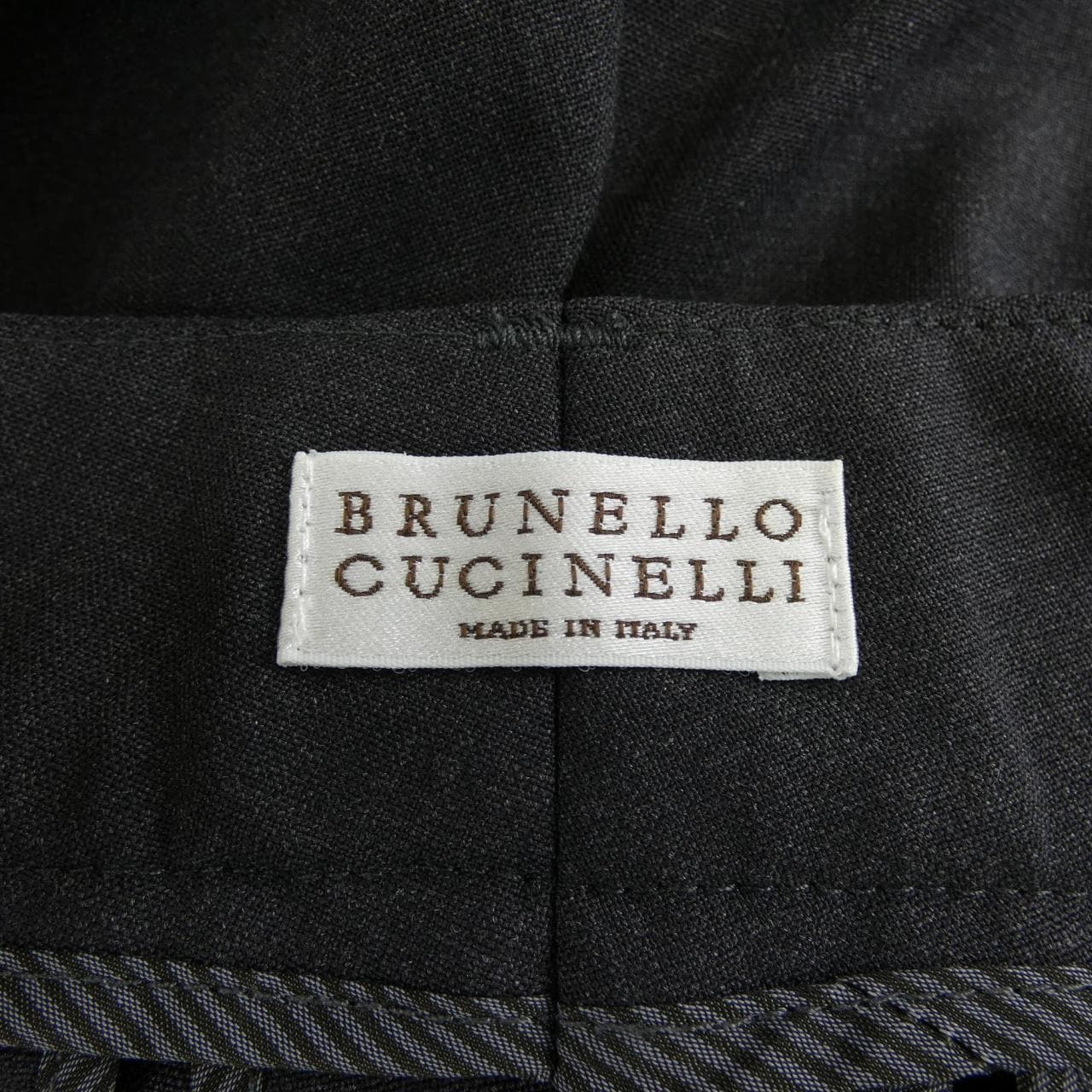 ブルネロクチネリ BRUNELLO CUCINELLI パンツ