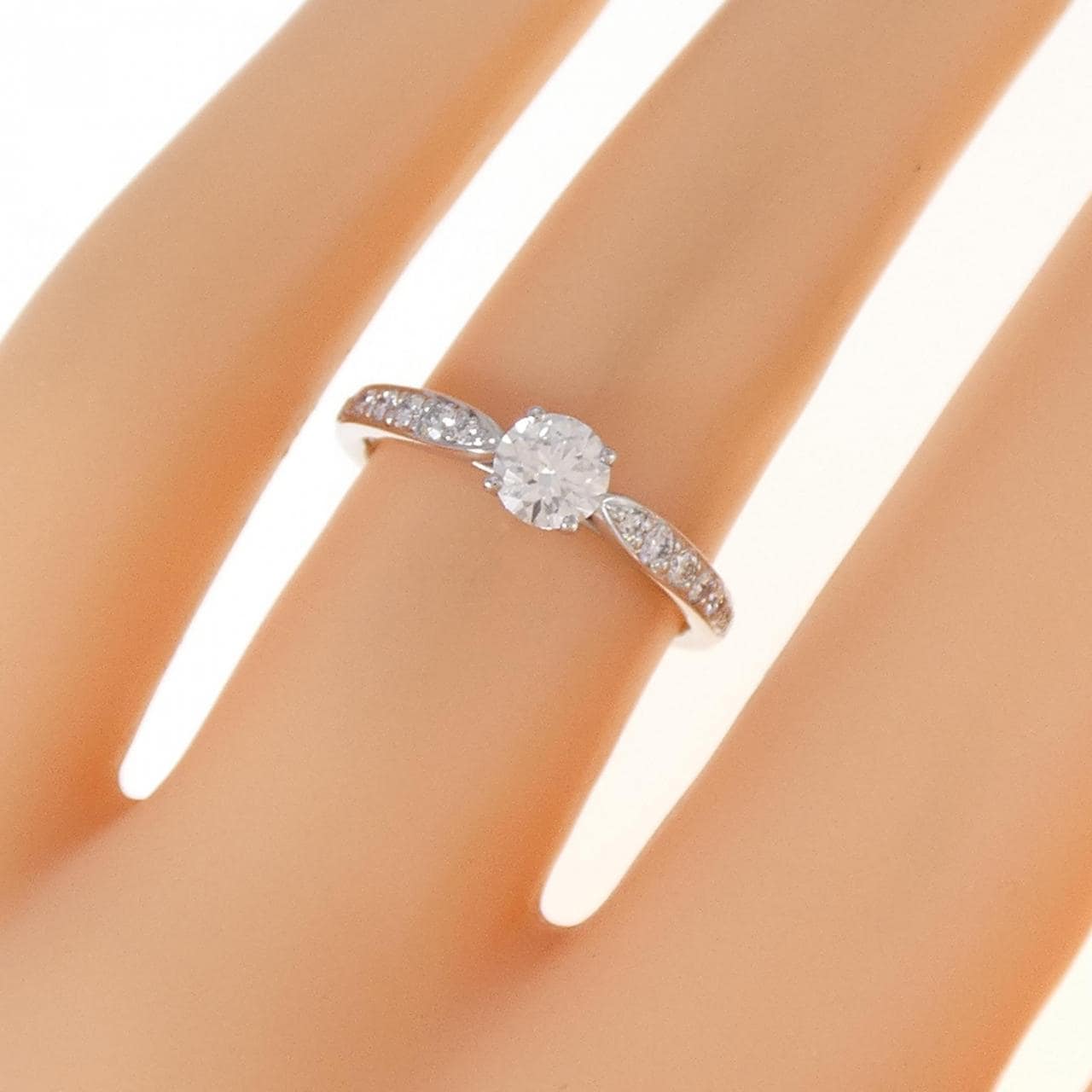 ティファニー ハーモニー リング 0.33CT F VVS1 3EXT