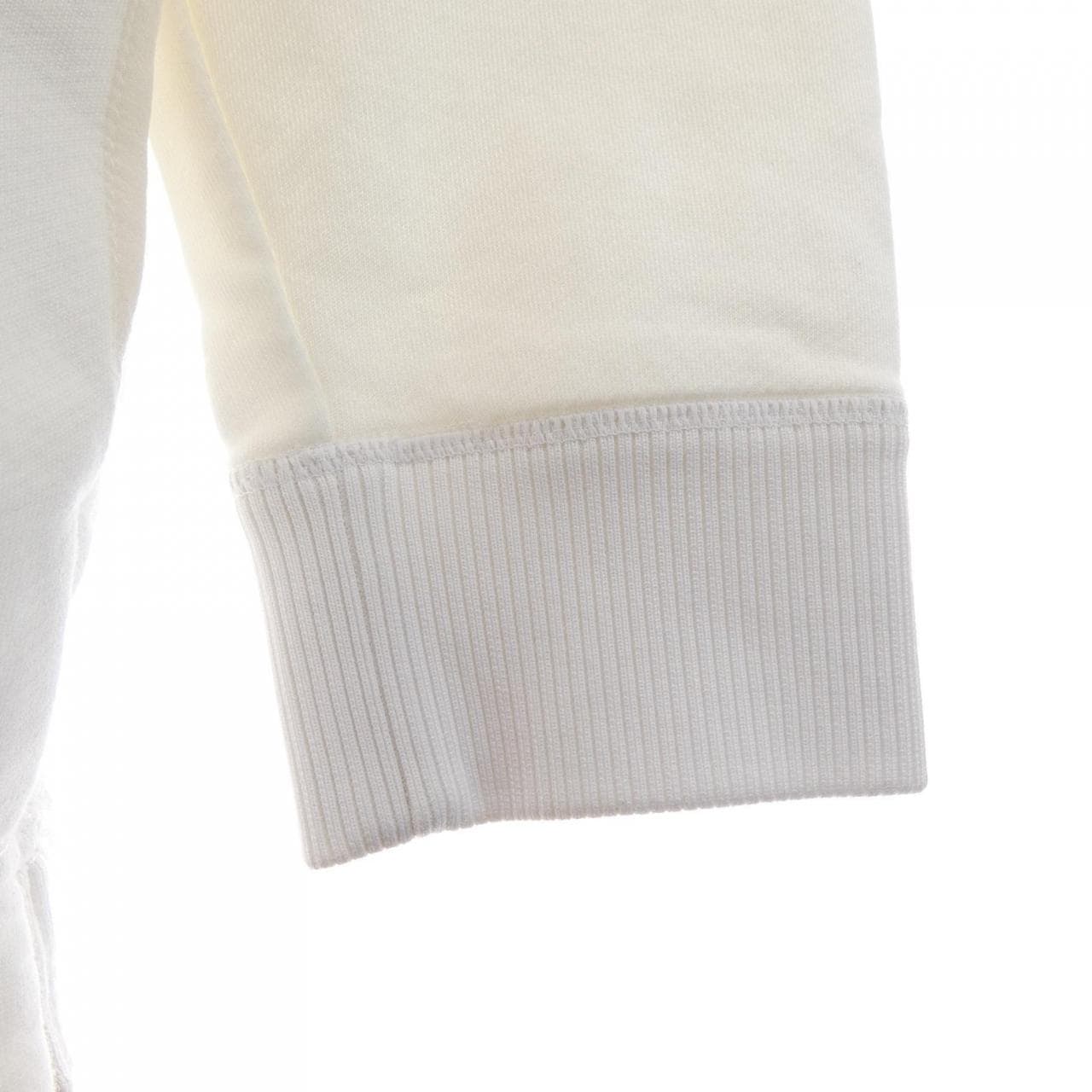 フェンディ FENDI FS6972-A1VN パーカー