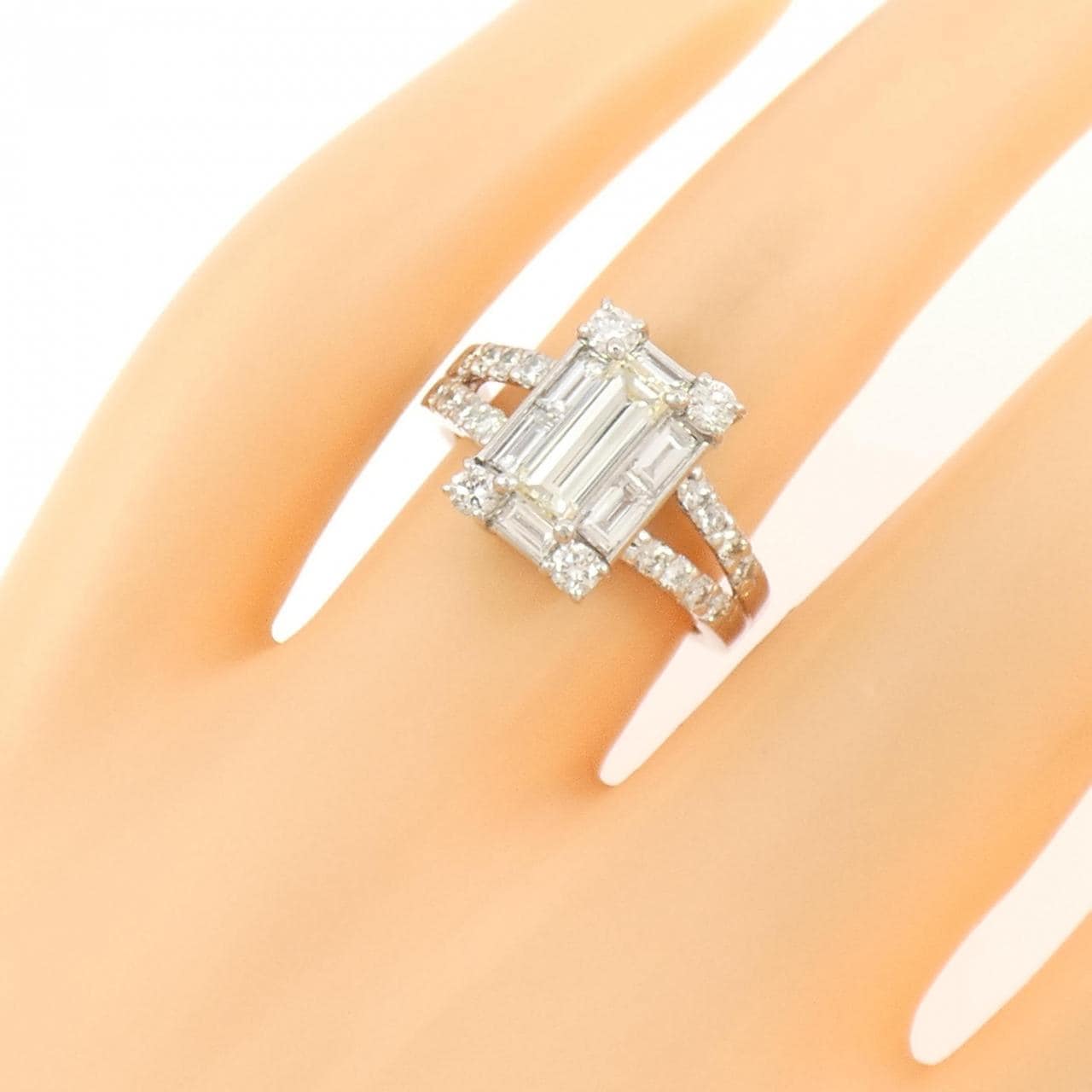 PT900 ダイヤモンド リング 0.700CT