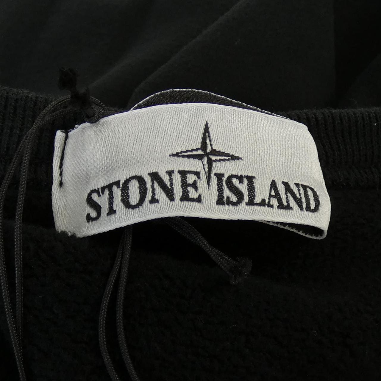 ストーンアイランド STONE ISLAND スウェット