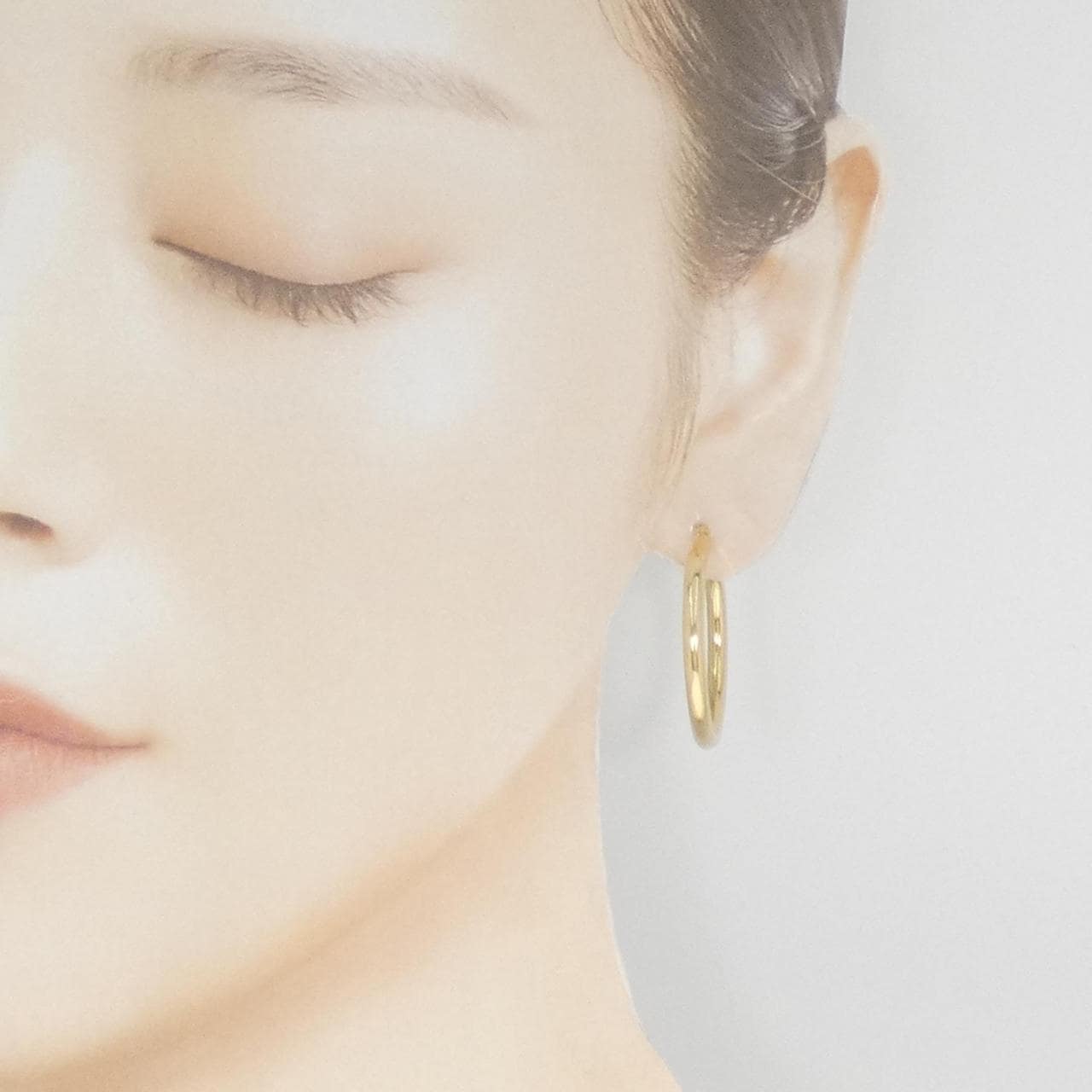 K18YG earrings