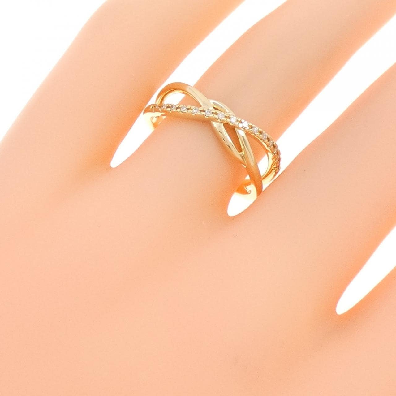 4゜C Diamond ring