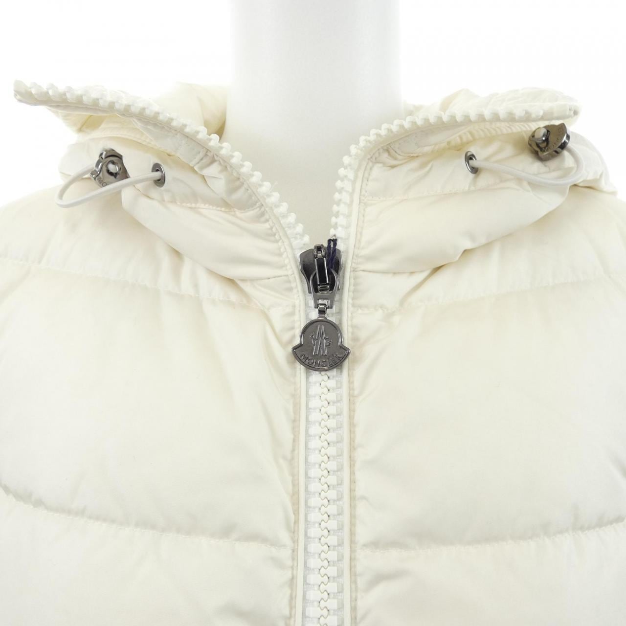 モンクレール MONCLER NESEA ダウンジャケット