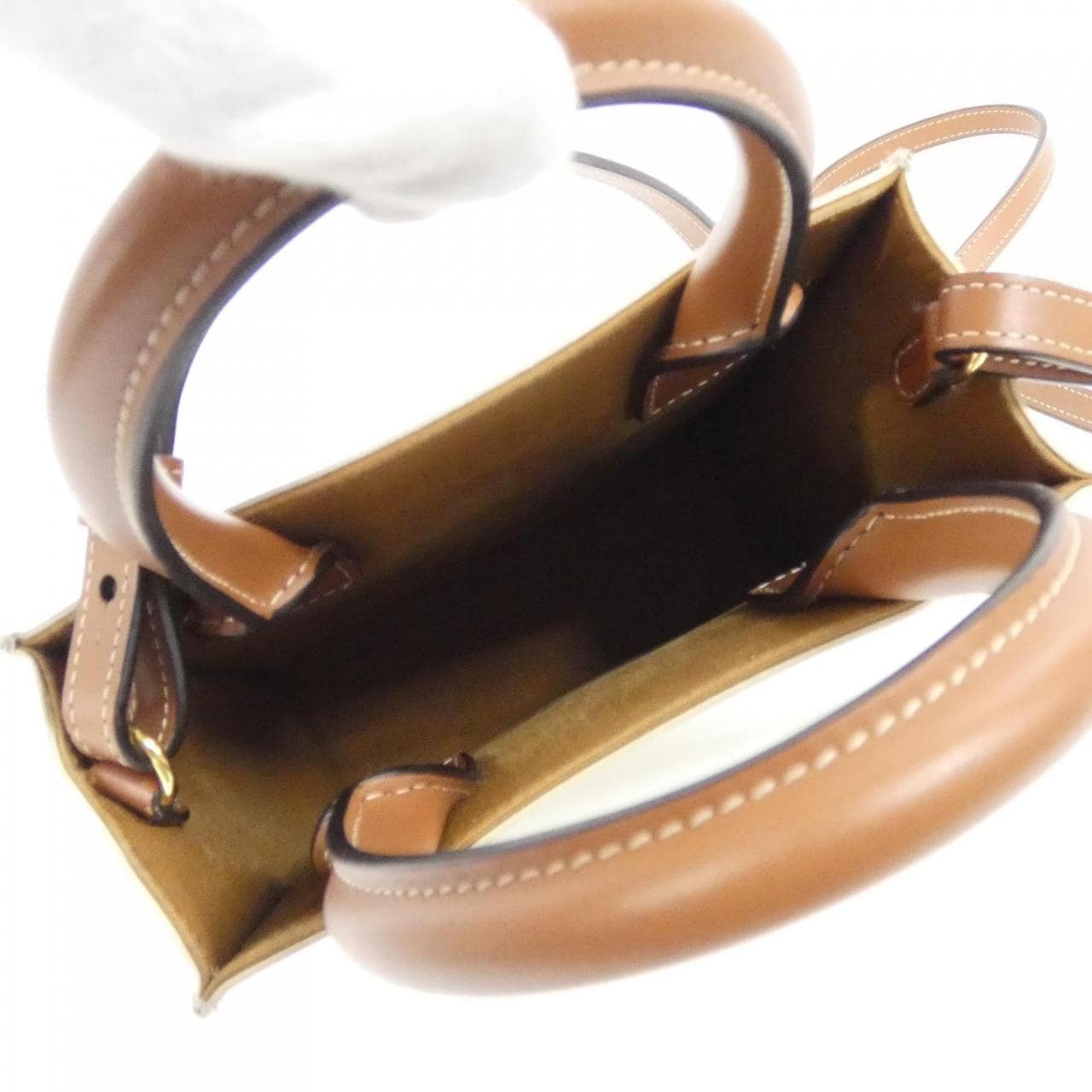 セリーヌ ミニ バーティカル カバ 194372BZK バッグ